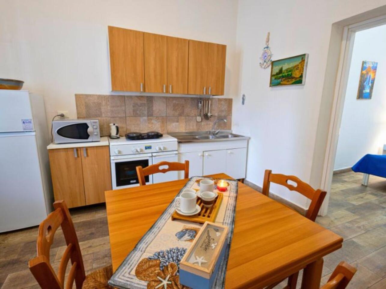 Lovely Apartment In Palermo-Sferracavallo 外观 照片