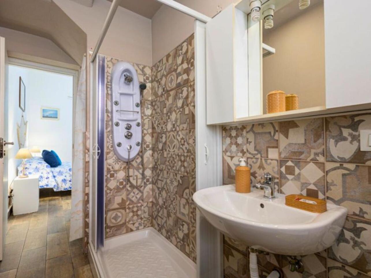 Lovely Apartment In Palermo-Sferracavallo 外观 照片